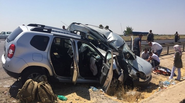 Şanlıurfa'da trafik kazası: 2 ölü, 8 yaralı