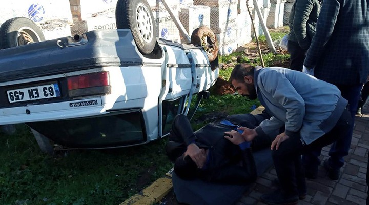 Kontrolden çıkan otomobilin sürücüsü yaralandı