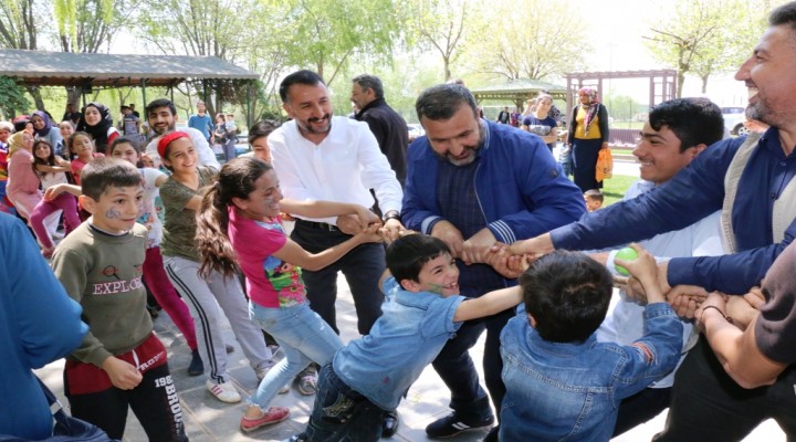 Başkan Yılmaz;  Yetimler ile buluştu