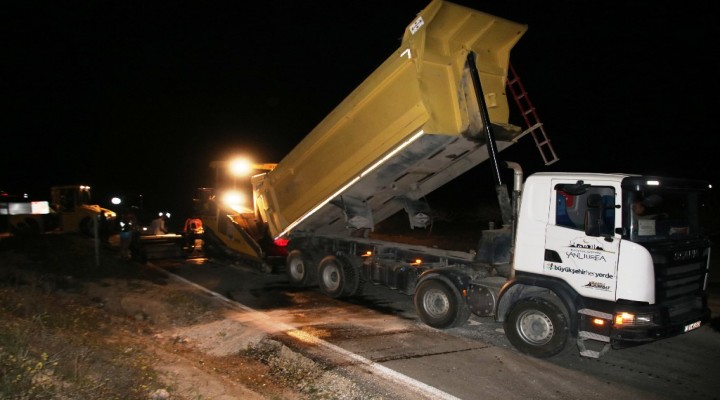 Büyükşehir hizmette mesai gözetmiyor