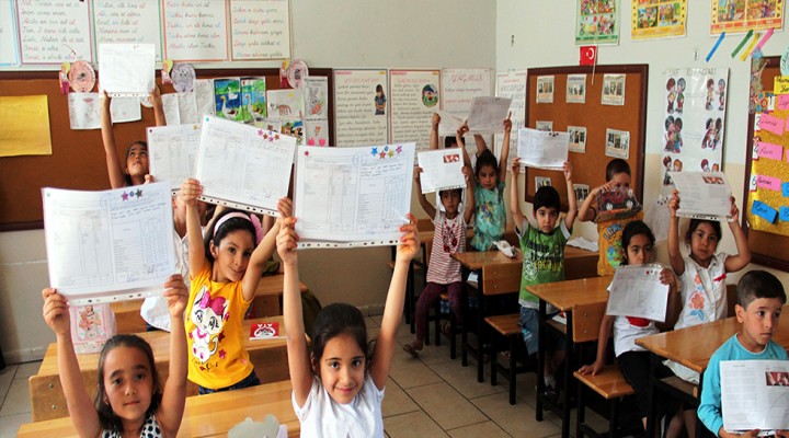 Urfa'da Okullarda karne heyecanı