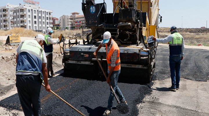 Urfa sıcağında ekmek mücadelesi veriyorlar!