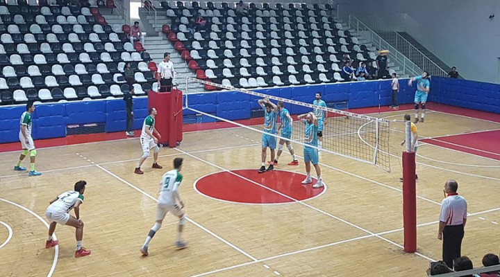 Haliliye voleybol takımı, sezona galibiyetle başladı