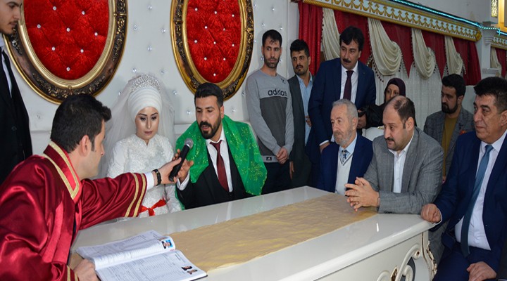 Milletvekili Gülpınar nikah şahidi oldu