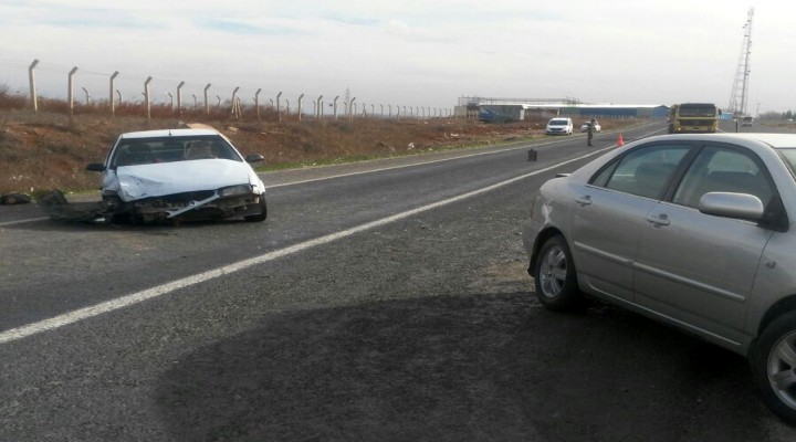 Şanlıurfa'da otomobiller çarpıştı: 6 yaralı