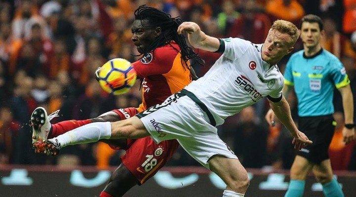 Galatasaray zirvede tek başına