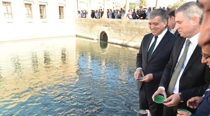 Gül'ün Şanlıurfa ziyaretine siyasi bir anlam yüklenemez