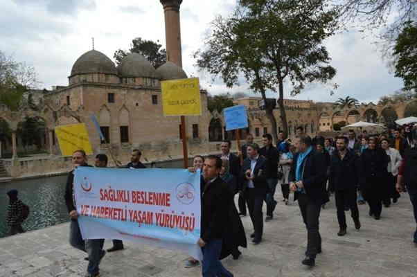 Balıklıgöl’de sağlıklı beslenme yürüyüşü