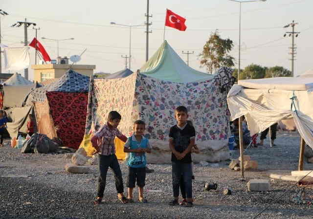 Başkan Ayhan, “Suriyeliler tekrar ülkelerine dönecek”