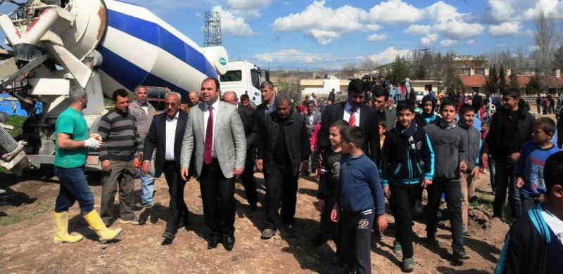 Başkan Çiftçi, Yığınak Mahallesinde temel attı