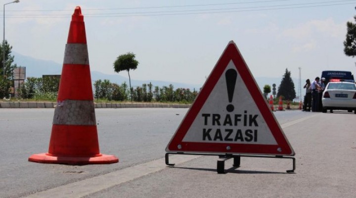 Urfa-Adıyaman’da trafik kazaları: 3 yaralı