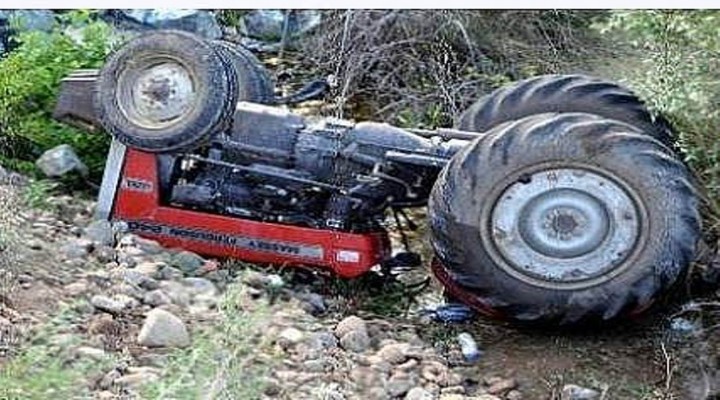 Şanlıurfa'da devrilen traktörün altında kalan çiftçi öldü