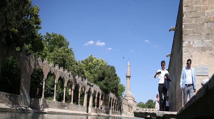 Peygamberler Şehri"nde Kadir Gecesi yoğunluğu