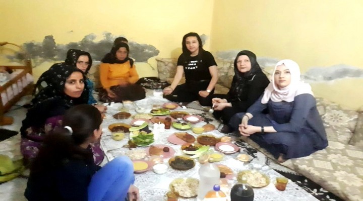 AK Kadınlar iftarda ailelerle buluşuyor