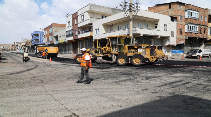 Eyyübiye'de Asfaltlama Çalışmaları Sürüyor