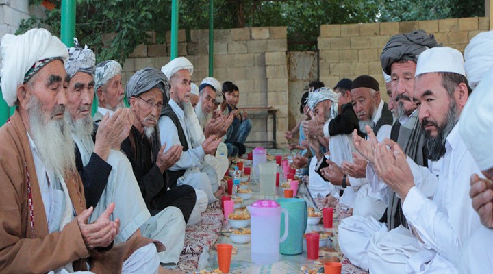 Özbek Türklerinin iftar geleneği