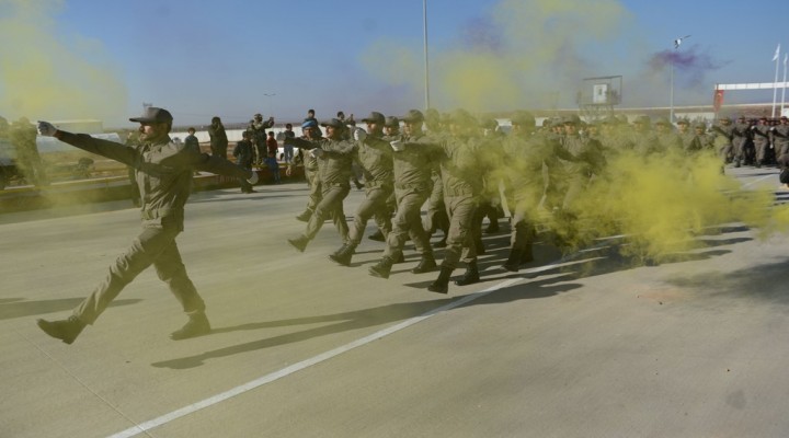 Fırat Kalkanı bölgesinde polislerin mezuniyet heyecanı