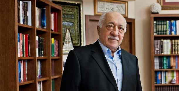 Gülen'den kırmızı bülten yorumu