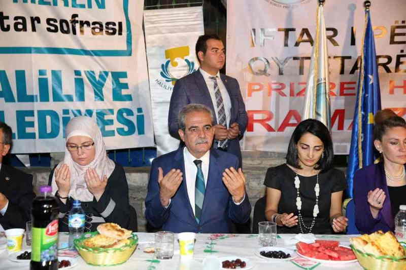 Haliliye’den Kosova’da iftar sofrası