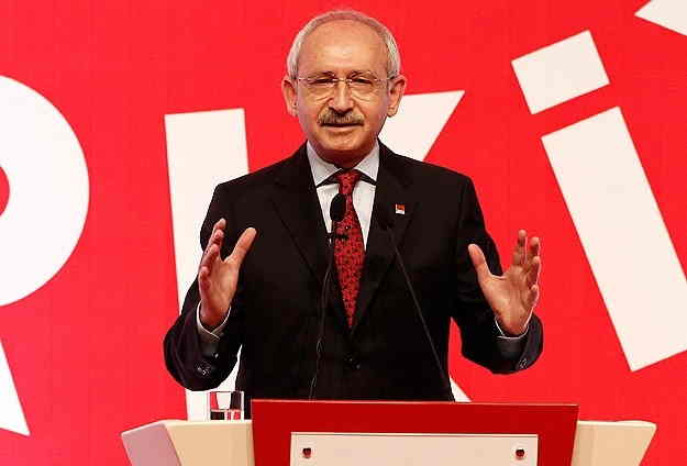 Kılıçdaroğlu partisinin seçim bildirgesini açıkladı