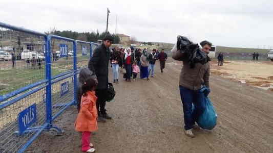 Kobani'ye dönüşler hızlandı