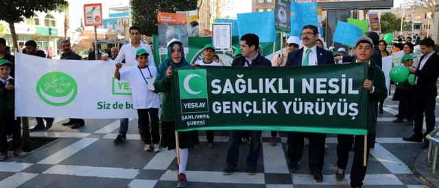 Sağlıklı nesil gençlik yürüyüşü