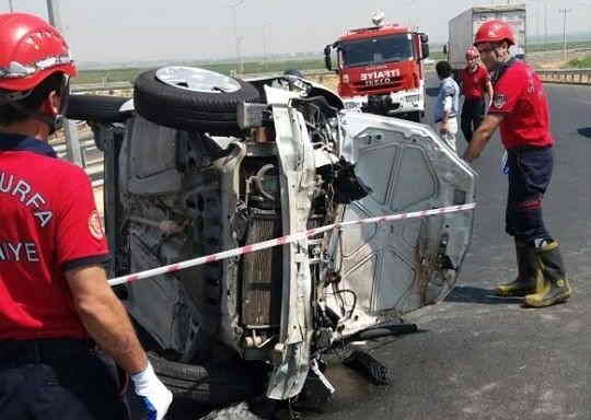 Şanlıurfa'da trafik kazası: 3 yaralı