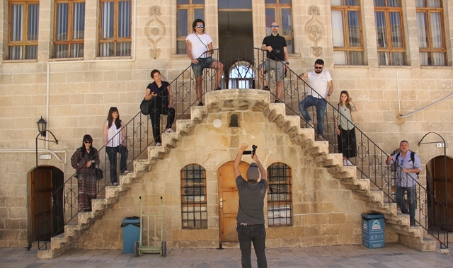 Sosyal medya fenomenleri Şanlıurfa\'yı fotoğrafladı