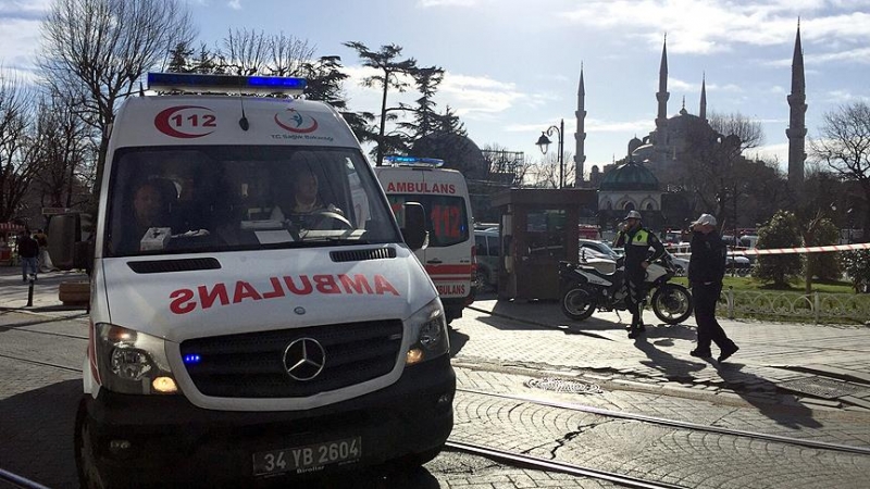 Sultanahmet\'te terör saldırısı: 10 kişi öldü