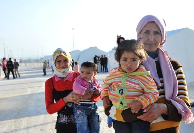 Suriyeli Kürtler, IŞİD'in çekilmesini bekliyor