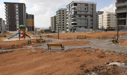 Karaköprü'ye yeni parklar kazandırılıyor