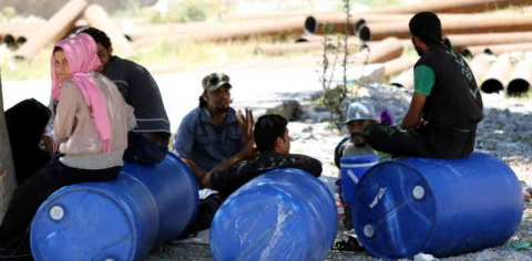 PYD geçişlere engel olmaya devam ediyor