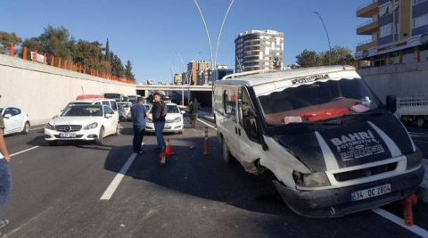 Şehrin göbeğinde zincirleme kaza