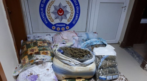 Şanlıurfa'da 120 kilogram esrar ele geçirildi