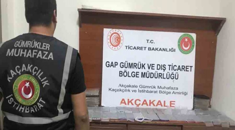 Akçakale'de kaçak telefon ele geçirildi!