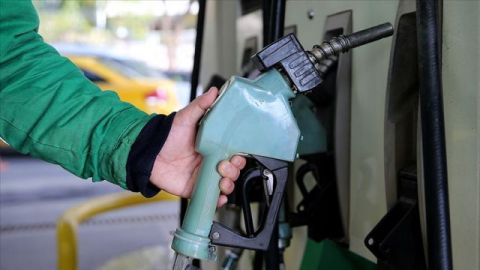 Benzine ve motorine büyük zam geliyor