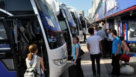 Şanlıurfa otogarında bayram tatili yoğunluğu