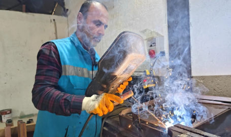 Eyyübiye Belediyesi park malzemelerini kendi atölyelerinde üretiyor