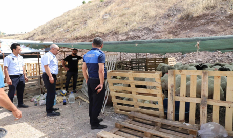 Karaköprü Belediyesi, Kurban Bayramı Hazırlıklarını Sürdürüyor