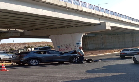 Karaköprü'de iki otomobil çarpıştı! 1 yaralı