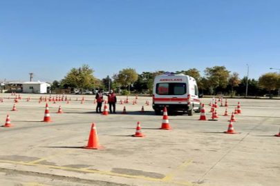 Ambulans Sürüş Güvenliği Eğitimi Tamamlandı   