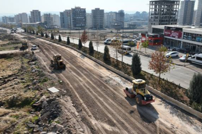 Büyükşehir, Ataşehir Maşuk - Toki Yolunda Asfalt Öncesi Çalışmalara Başladı