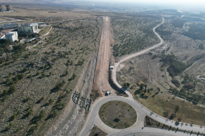 Şanlıurfa’da Ulaşımı Rahatlatacak Yeni Yol Projeleri Hız Kazandı