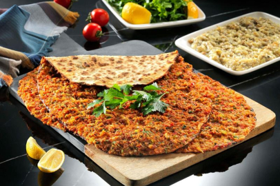 Şanlıurfa Lahmacun, Sahur ve İftar Sofralarının Vazgeçilmezi Oldu